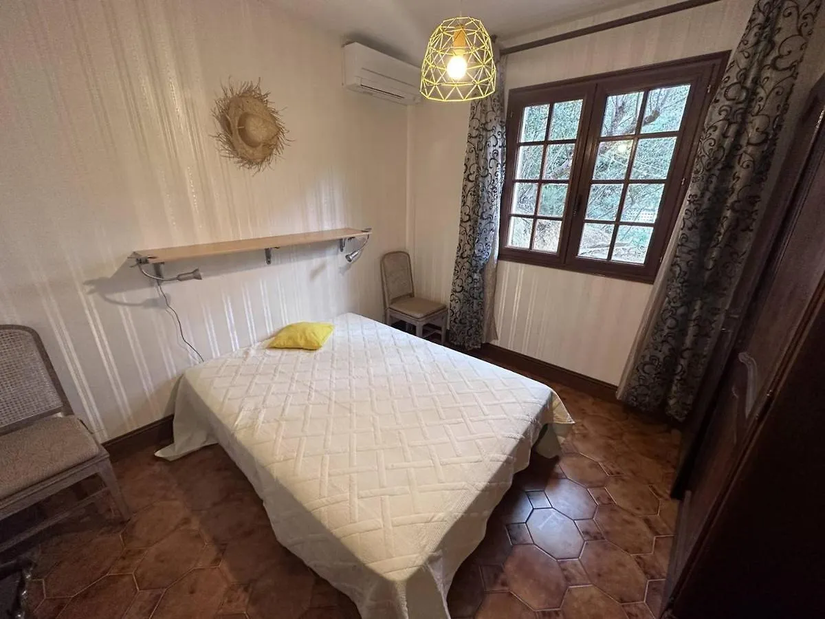 Location Familiale Aux Issambres : T4 Avec Piscine Partagee, Clim, A 350M De La Mer - Fr-1-768-38 Les Issambres Apartment